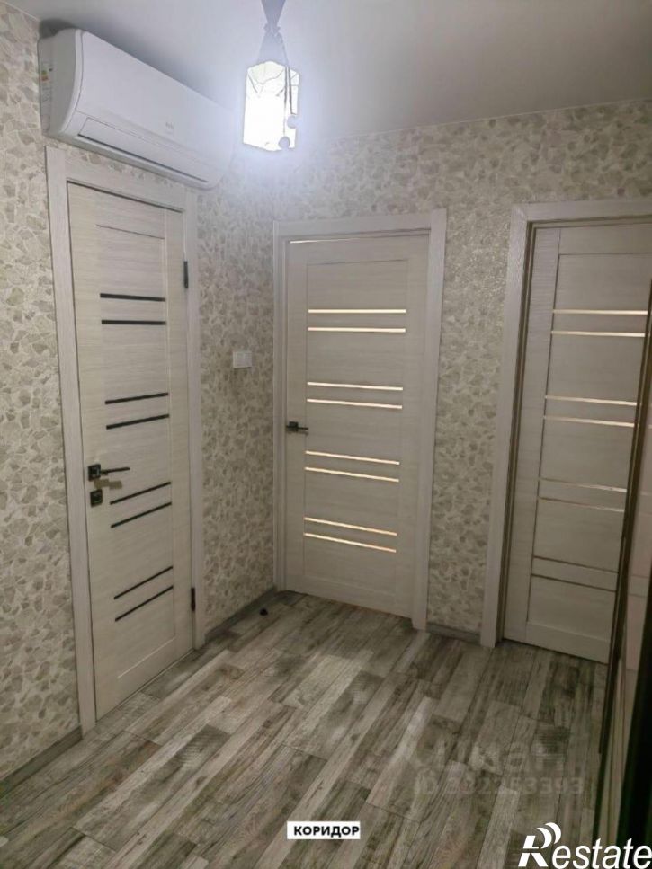 3-комн квартира ул Адмирала Горшкова, 44,  д. 44