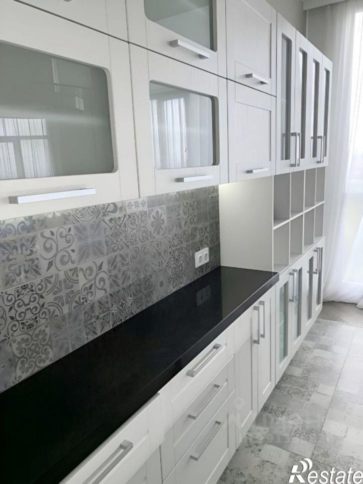 2-комн квартира ул Прапорщика Комарова, 58,  д. 58