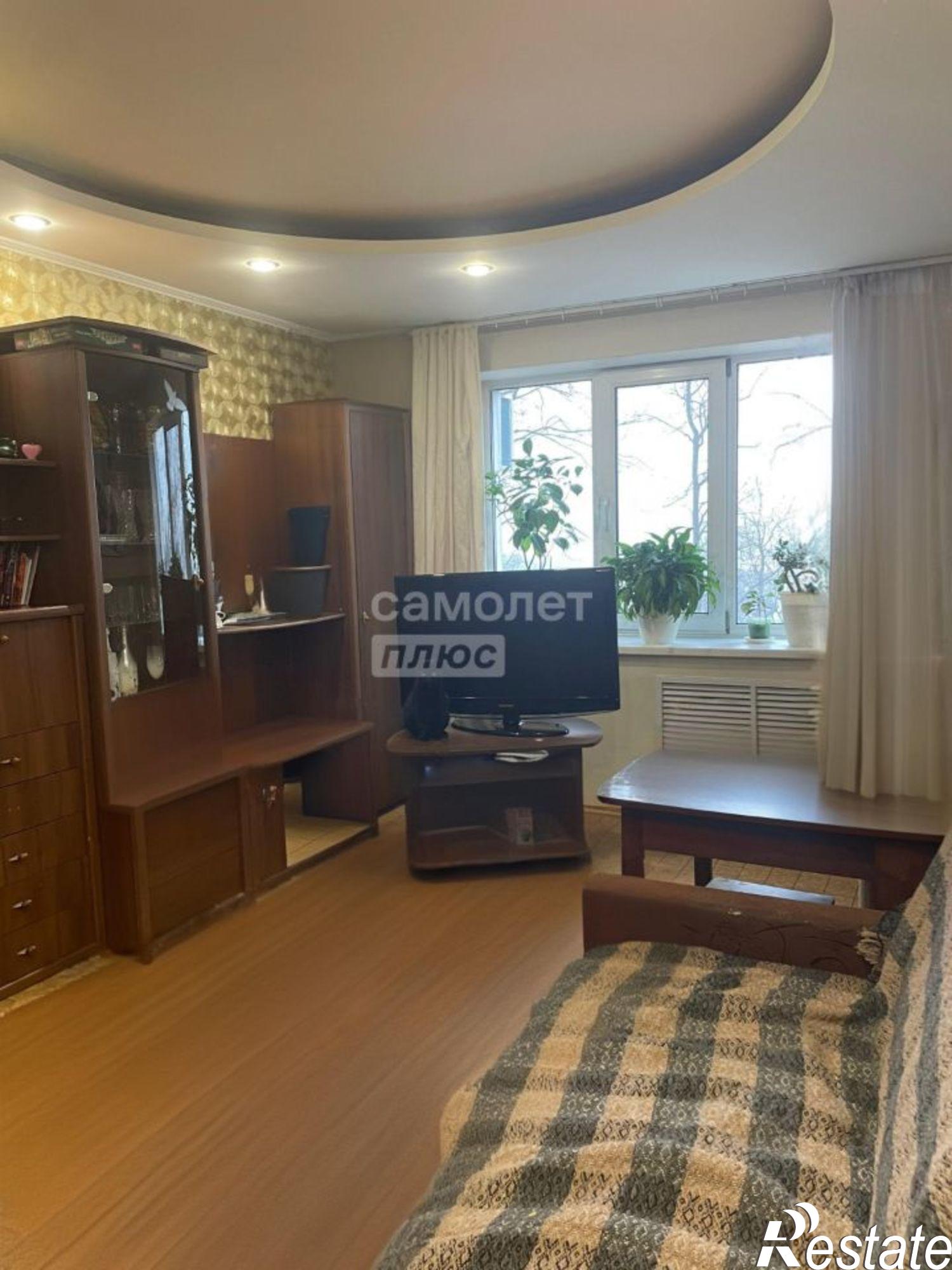 Купить квартиру за 10 000 000 рублей на ул Толстого, 48