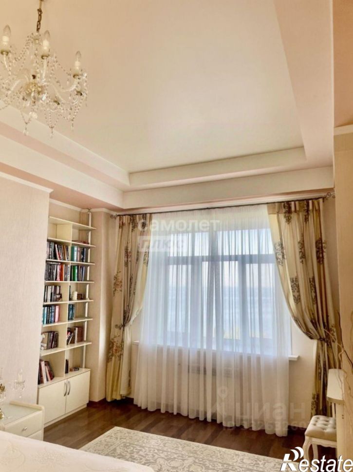 3-комн квартира ул Анисимова, 1,  д. 1