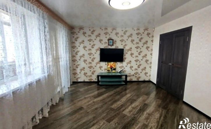 3-комн квартира ул Ладыгина, 19,  д. 19