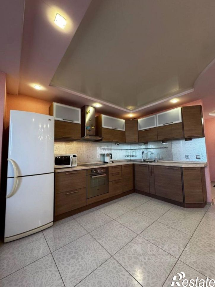 2-комн квартира ул Ватутина, 4а,  д. 4а