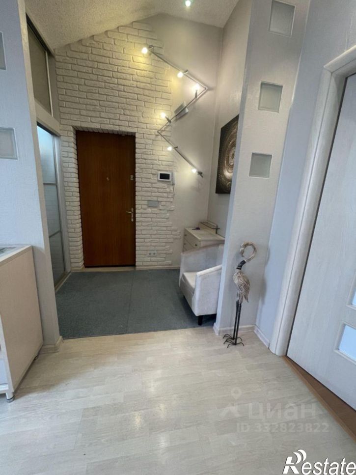 3-комн квартира ул Алеутская, 17,  д. 17