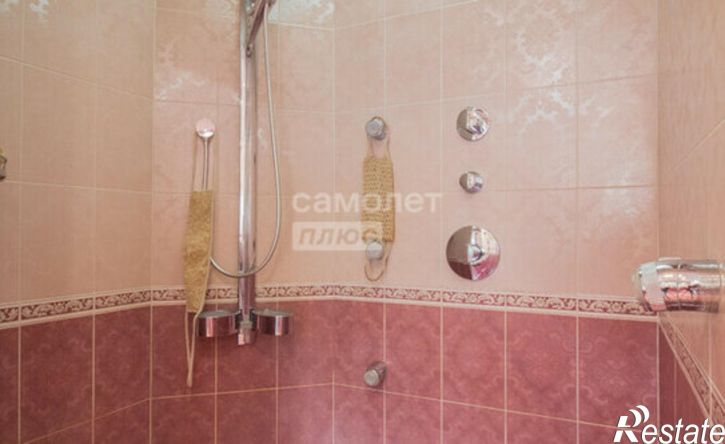 4-комн квартира ул Русская, 77,  д. 77