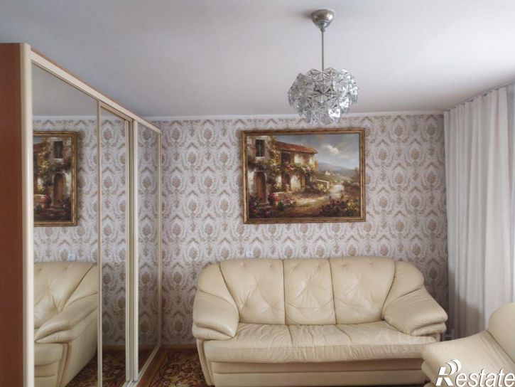 3-комн квартира ул Ладыгина, 19,  д. 19