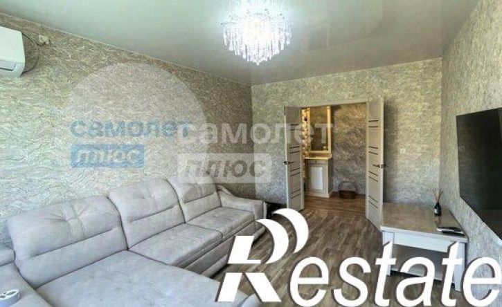 3-комн квартира улица Невельского, 15,  д. 15