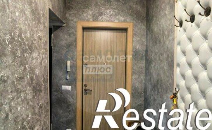 3-комн квартира улица Невельского, 15,  д. 15