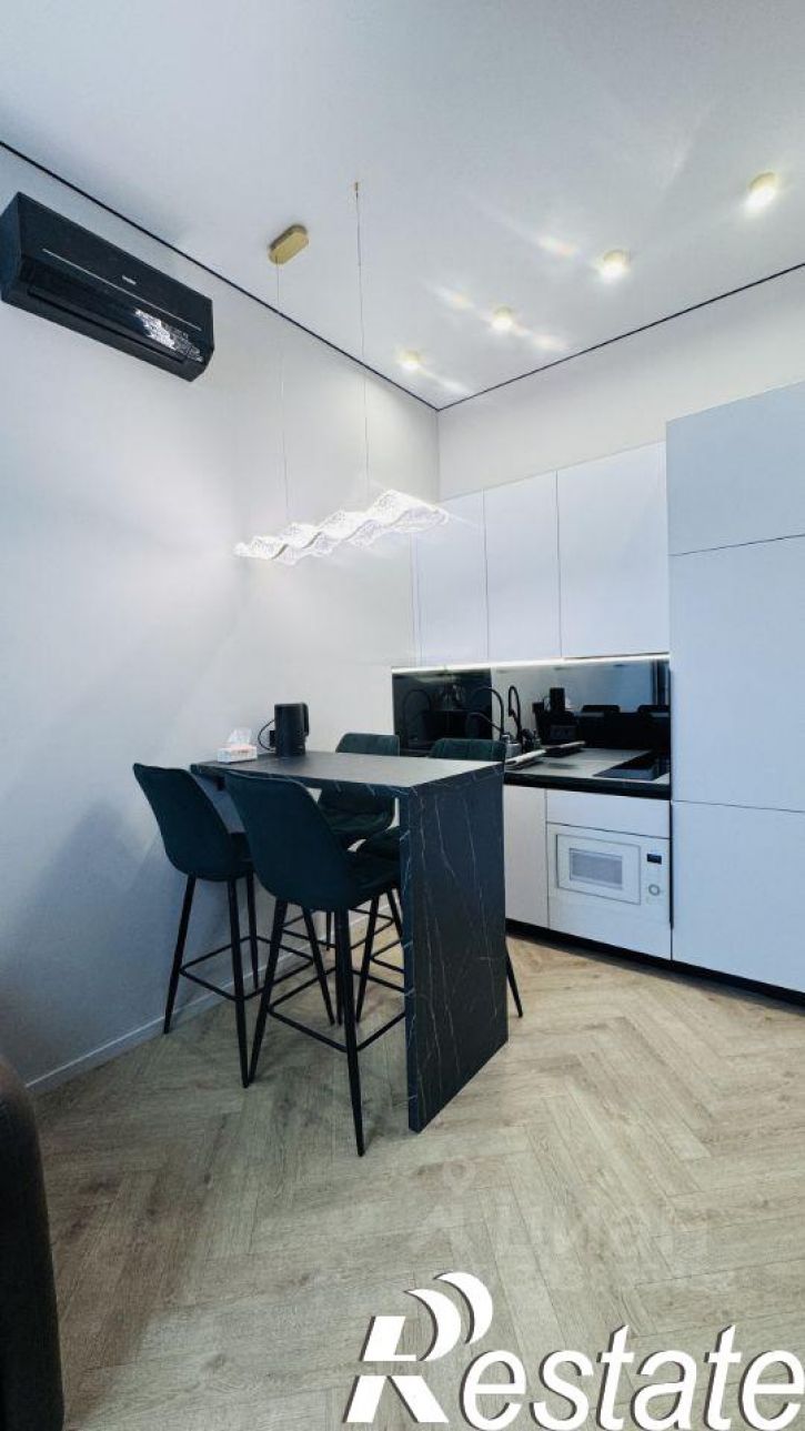 2-комн квартира улица Карбышева, 22Б,  д. 22Б