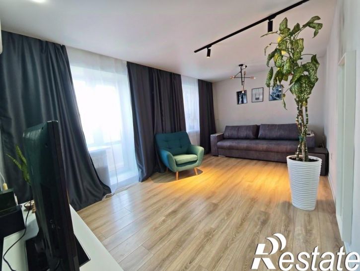 2-комн квартира Пихтовая улица, 21,  д. 21