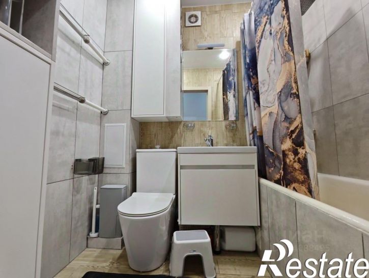 2-комн квартира Пихтовая улица, 21,  д. 21