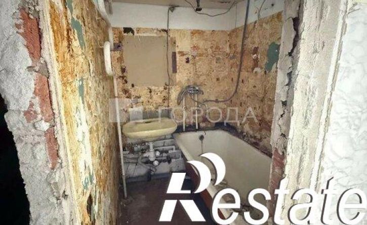 2-комн квартира улица Станюковича, 12,  д. 12