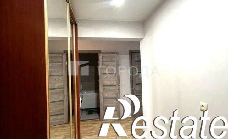 2-комн квартира улица Адмирала Горшкова, 83,  д. 83