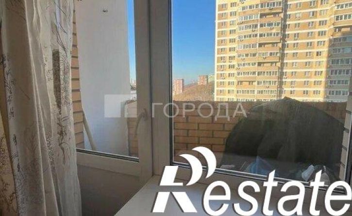 2-комн квартира улица Адмирала Горшкова, 83,  д. 83