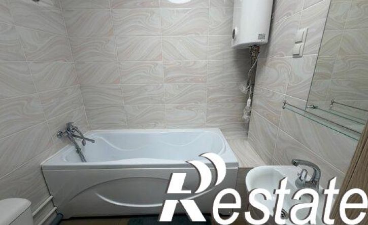 1-комн квартира улица Адмирала Горшкова, 55,  д. 55