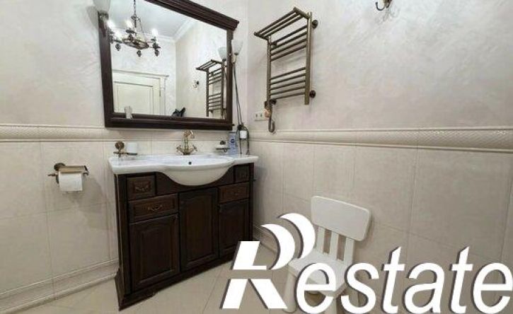 4-комн квартира улица Кирова, 25Г,  д. 25Г